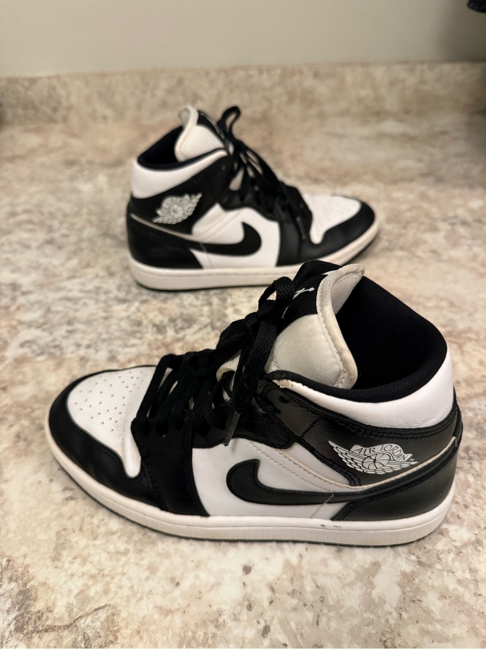 Nike Black and White Kids Sneakers - High Top